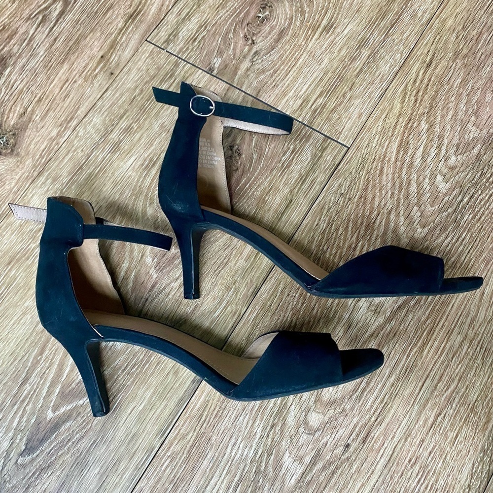 EUC H&M Faux Suede Closed Ankle & Peep Toe Strapy 3" Heel Size 9.5 - Picture 3 of 8